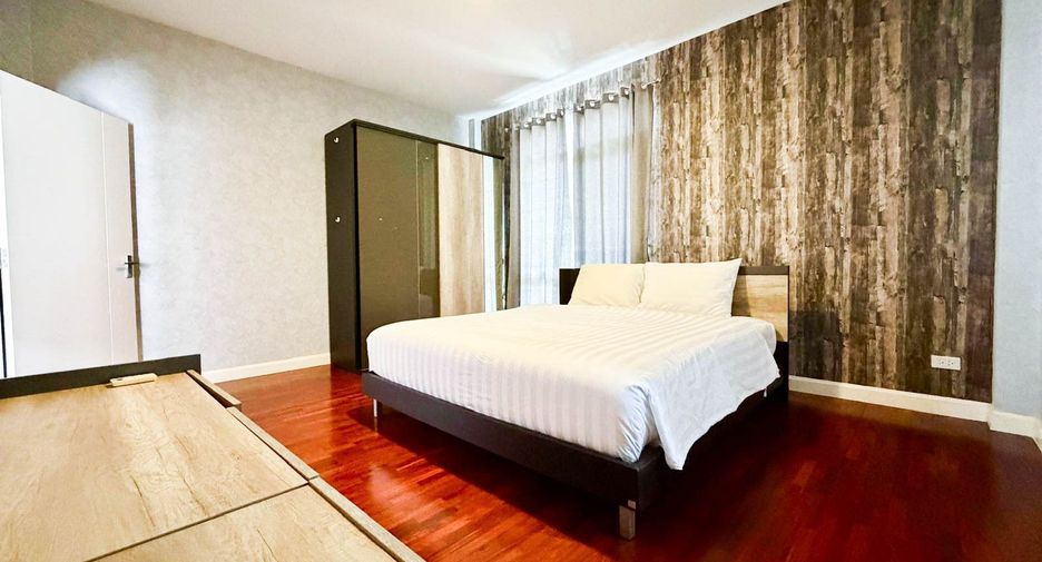 For rent 4 bedrooms house in Mueang Phuket, Phuket
