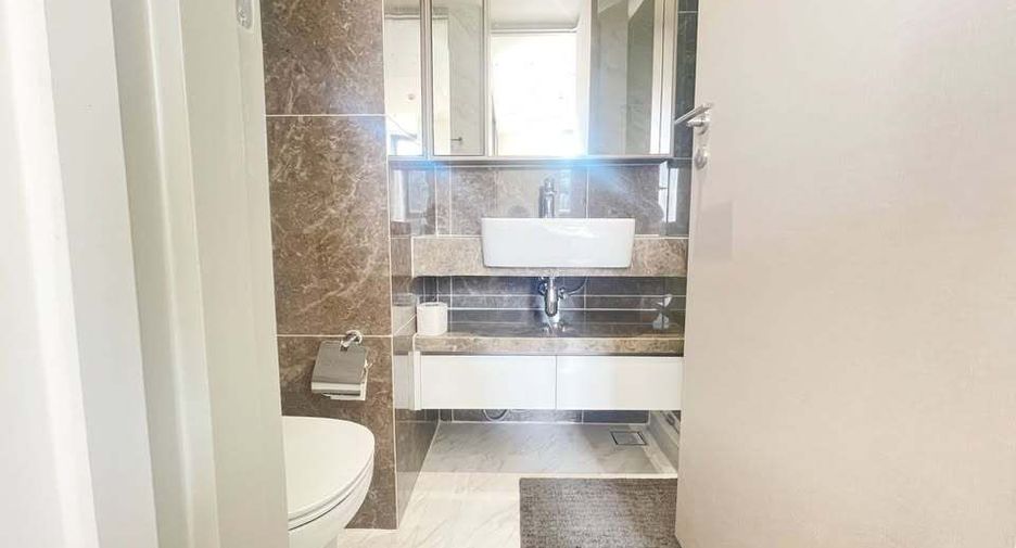For rent 1 Beds condo in Khlong Toei, Bangkok