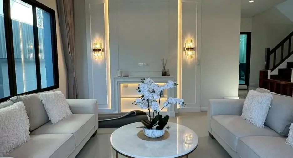 Villa zum Kauf und zur Miete mit 5 Zimmer in Mueang Phuket, Phuket