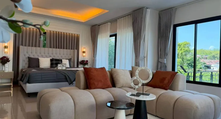 Villa zum Kauf und zur Miete mit 5 Zimmer in Mueang Phuket, Phuket