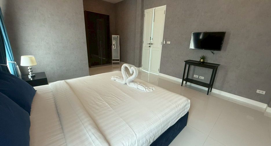 For rent 4 bedrooms villa in Hua Hin, Prachuap Khiri Khan