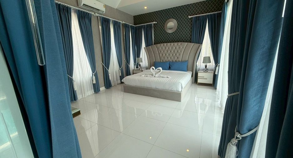 For rent 4 bedrooms villa in Hua Hin, Prachuap Khiri Khan