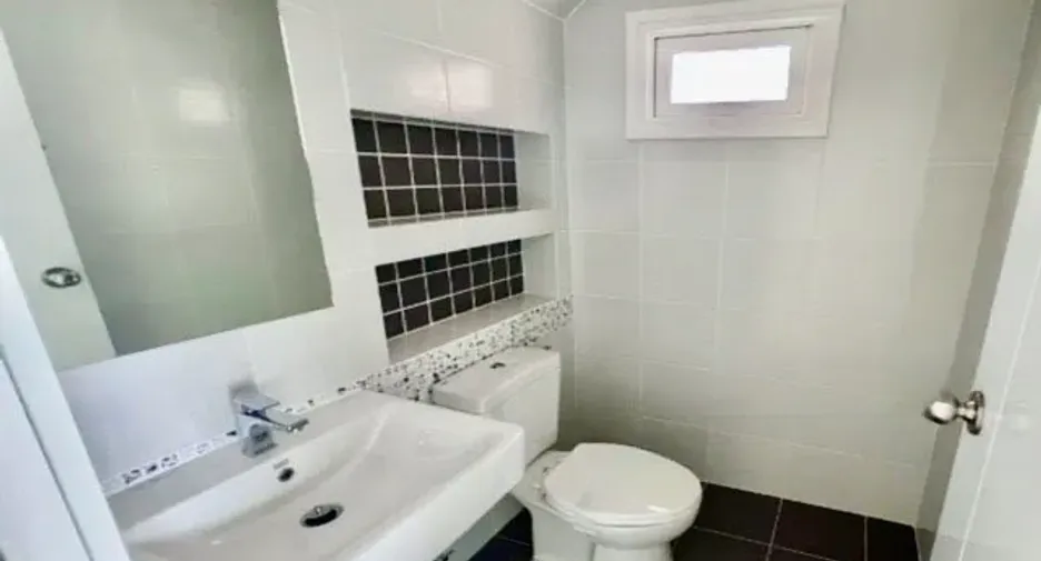 For sale 4 bedrooms house in Bang Bo, Samut Prakan