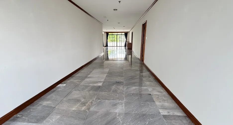Apartment zur Miete mit 4 Zimmer in Watthana, Bangkok