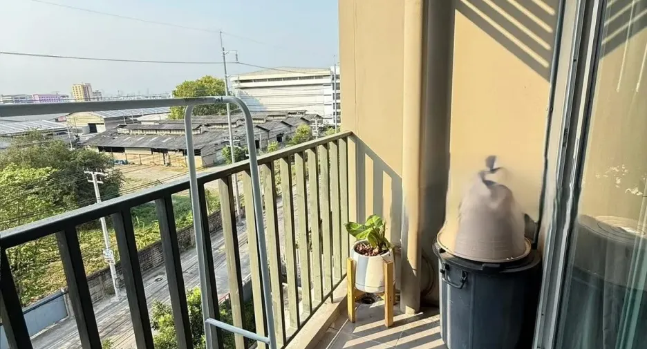 For rent 1 bed condo in Mueang Samut Prakan, Samut Prakan
