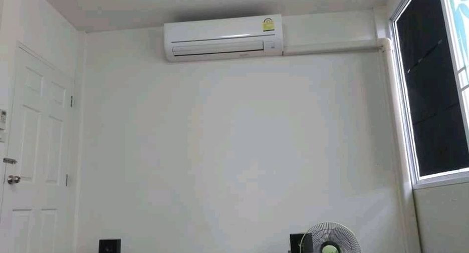 For sale 3 bedrooms townhouse in Bueng Kum, Bangkok