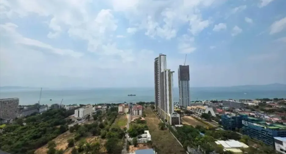 For rent 2 ベッドルーム condo in Bang Lamung, Chonburi