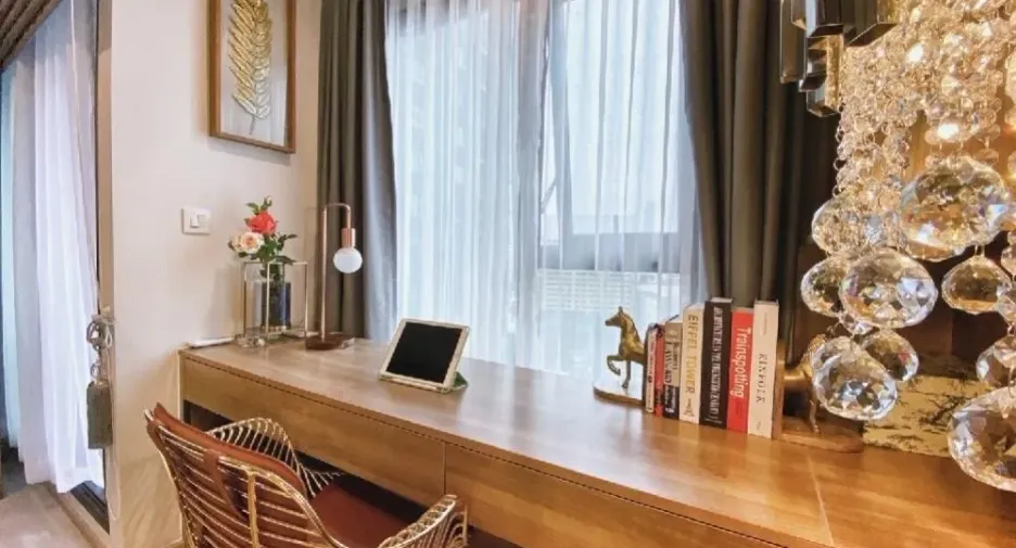 For rent 1 bed condo in Pathum Wan, Bangkok