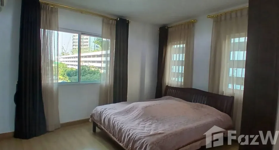 For sale 2 bedrooms condo in Bang Kho Laem, Bangkok