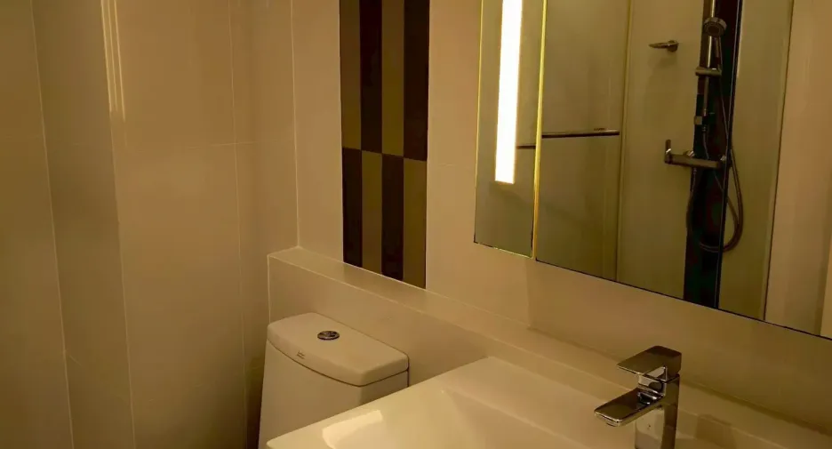 Condo en alquiler de 1 habitaciones en Phra Khanong, Bangkok