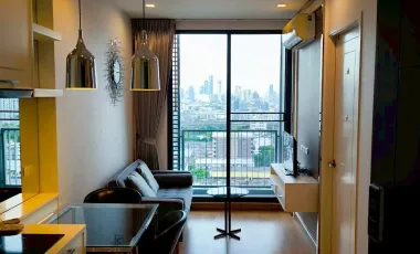 Condo en alquiler de 1 habitaciones en Phra Khanong, Bangkok