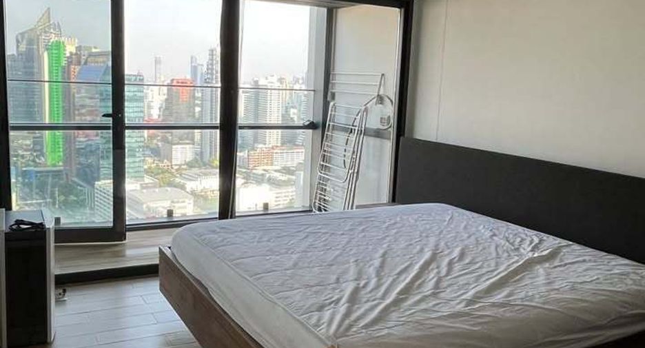 For rent and for sale 1 bed condo in Watthana, Bangkok