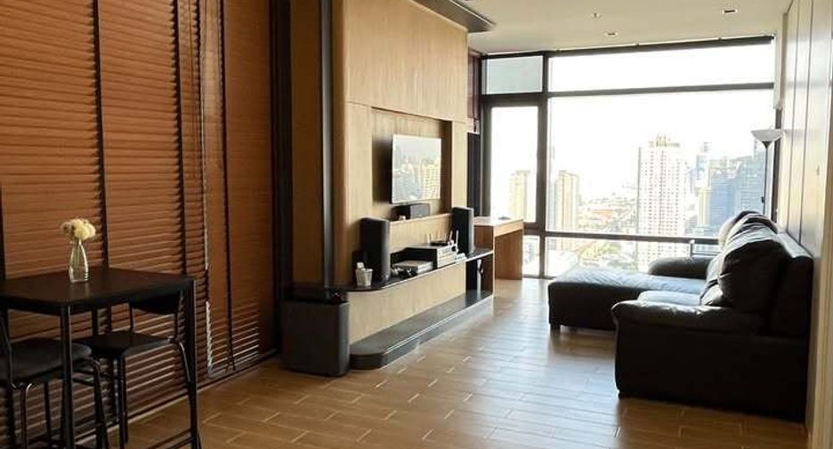 For rent and for sale 1 bed condo in Watthana, Bangkok
