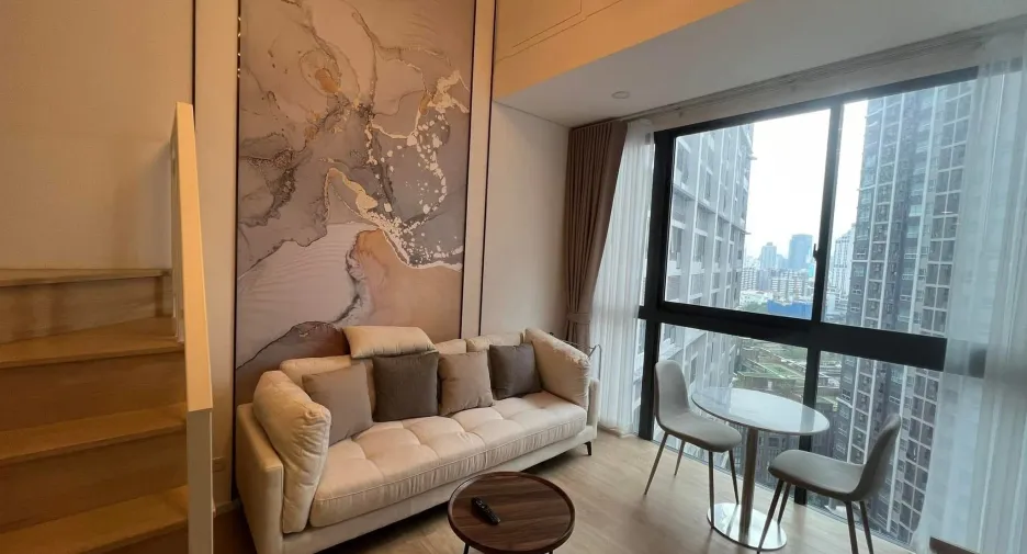 Condo en alquiler de 1 habitaciones en Huai Khwang, Bangkok