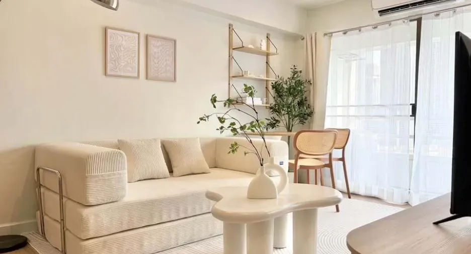For rent 2 bedrooms condo in Watthana, Bangkok