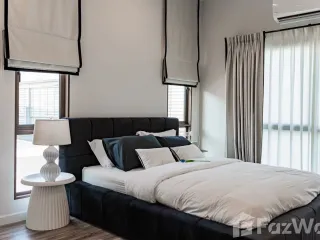 Haus zum Kauf und zur Miete mit 4 Zimmer in Bang Kapi, Bangkok