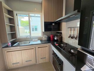 Casa en alquiler de 4 habitaciones en Mueang Phuket, Phuket