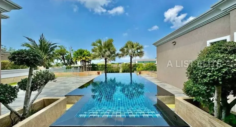 For rent 3 bedrooms house in Bang Lamung, Chonburi