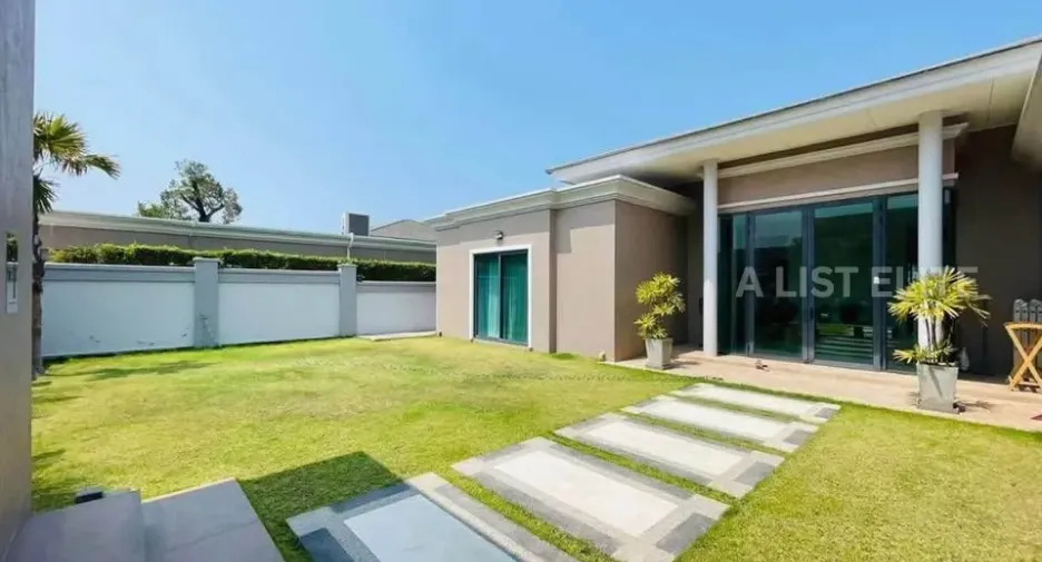 For rent 3 bedrooms house in Bang Lamung, Chonburi