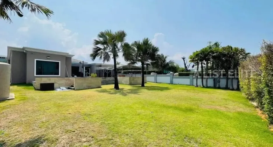 For rent 3 bedrooms house in Bang Lamung, Chonburi
