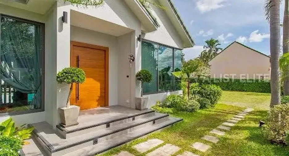 For rent 4 bedrooms house in Bang Lamung, Chonburi