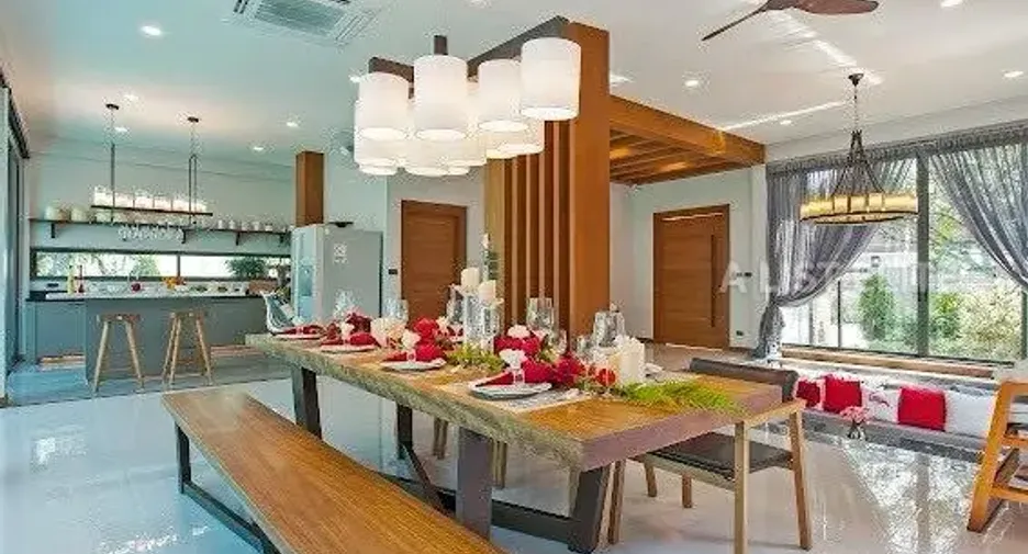 For rent 4 bedrooms house in Bang Lamung, Chonburi