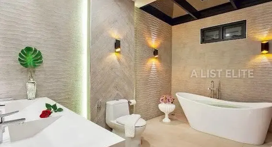 For rent 4 bedrooms house in Bang Lamung, Chonburi