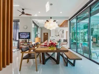 Haus zur Miete mit 4 Zimmer in Bang Lamung, Chonburi