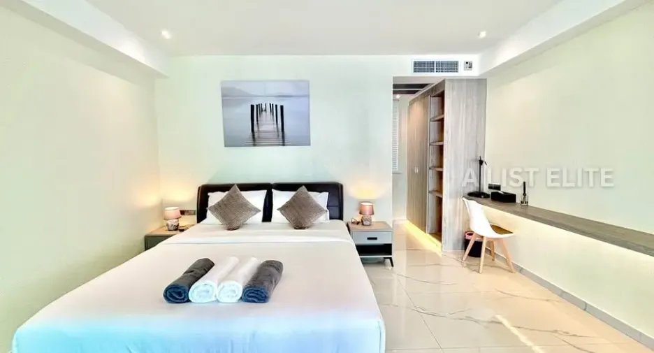 Casa en alquiler de 6 habitaciones en Bang Lamung, Chonburi