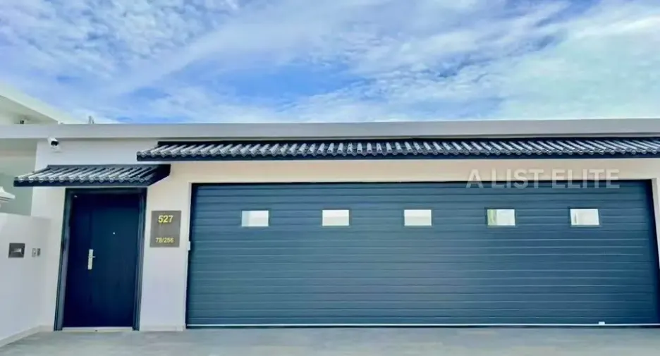 Casa en alquiler de 6 habitaciones en Bang Lamung, Chonburi