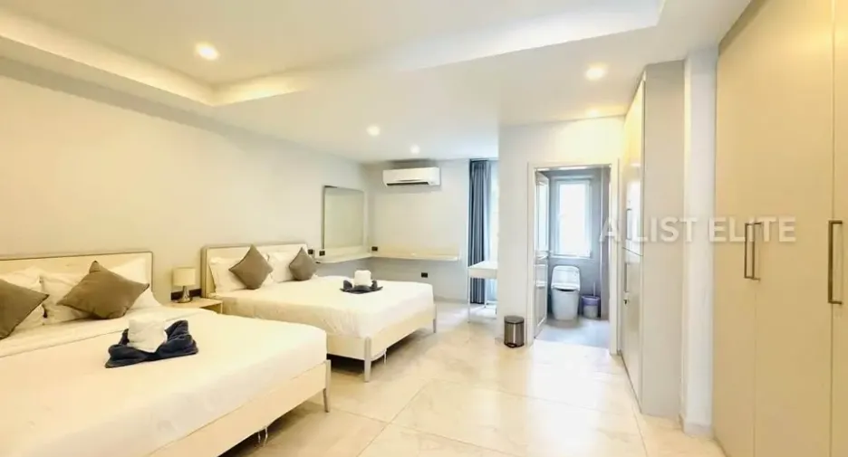 Casa en alquiler de 5 habitaciones en Bang Lamung, Chonburi