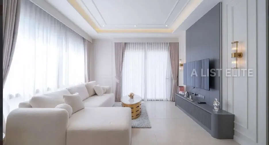 Haus zur Miete mit 4 Zimmer in Bang Lamung, Chonburi
