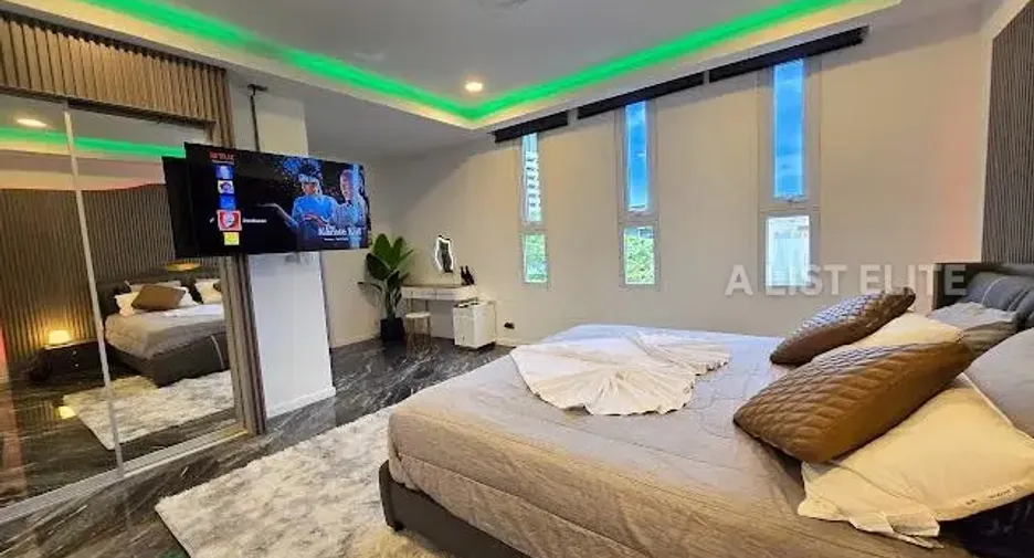 For rent 2 bedrooms condo 