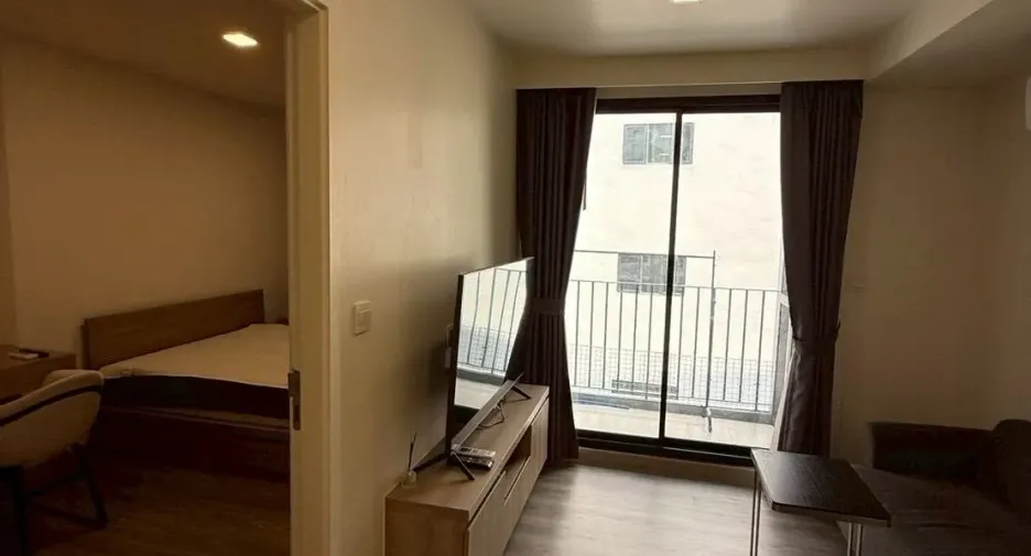 For rent 1 bed condo in Huai Khwang, Bangkok