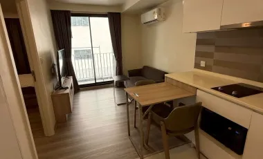 Wohnung zur Miete mit 1 Zimmer in Huai Khwang, Bangkok