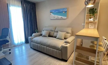 À vendre et à louer 2 chambres condo à Huai Khwang, Bangkok