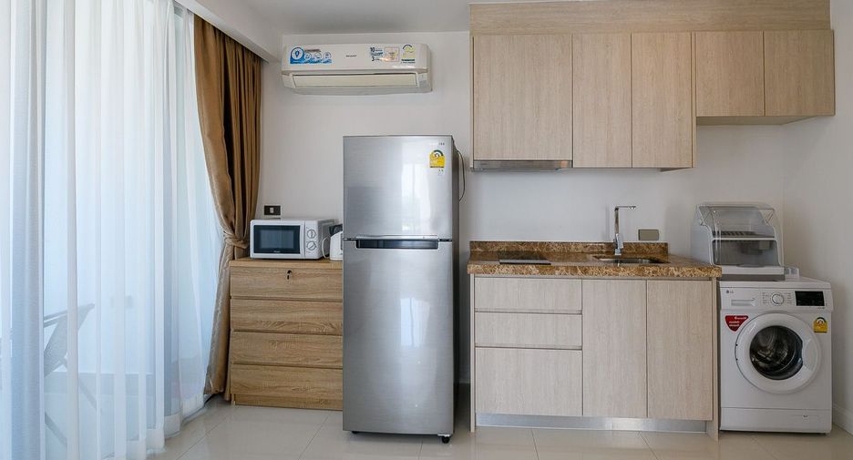 For rent 2 bedrooms condo in Bang Lamung, Chonburi