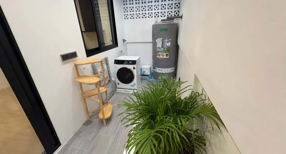 For rent 3 bedrooms townhouse in Mueang Phuket, Phuket