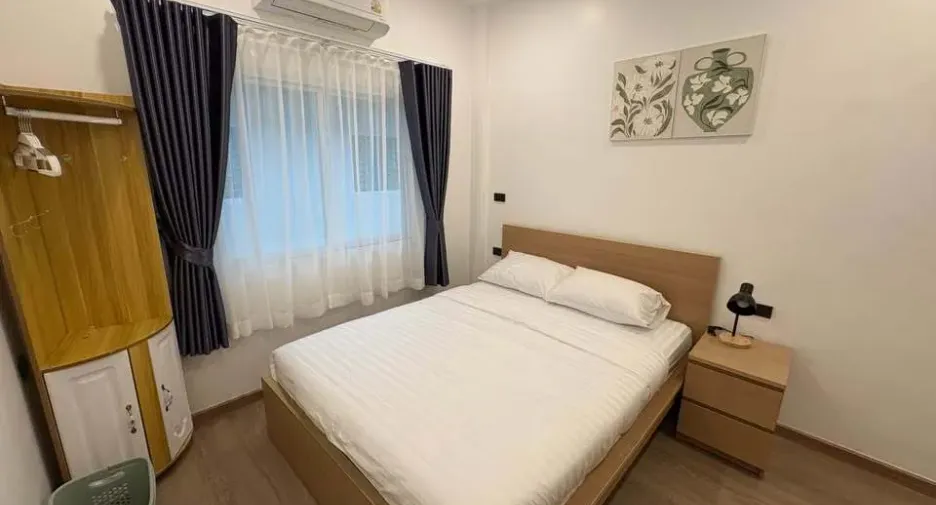For rent 3 bedrooms townhouse in Mueang Phuket, Phuket