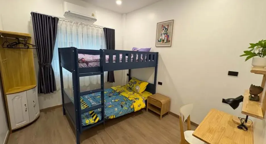 For rent 3 bedrooms townhouse in Mueang Phuket, Phuket
