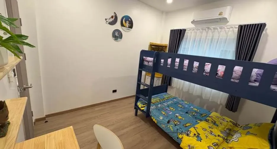 For rent 3 bedrooms townhouse in Mueang Phuket, Phuket