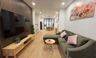For rent 3 bedrooms townhouse in Mueang Phuket, Phuket