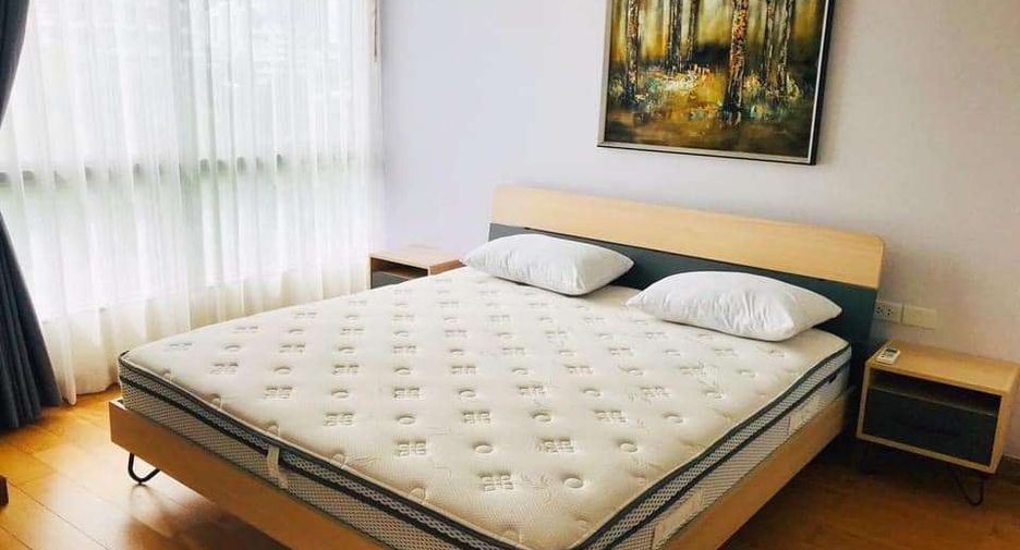 For rent 2 bedrooms condo in Watthana, Bangkok
