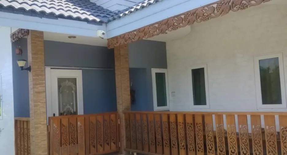 For sale 7 bedrooms house in Mueang Uttaradit, Uttaradit