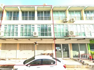 Reihenhaus zur Miete mit 3 Zimmer in Khlong Luang, Pathum Thani