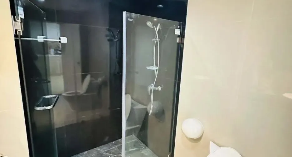 Wohnung zur Miete mit 1 Zimmer in Khlong San, Bangkok