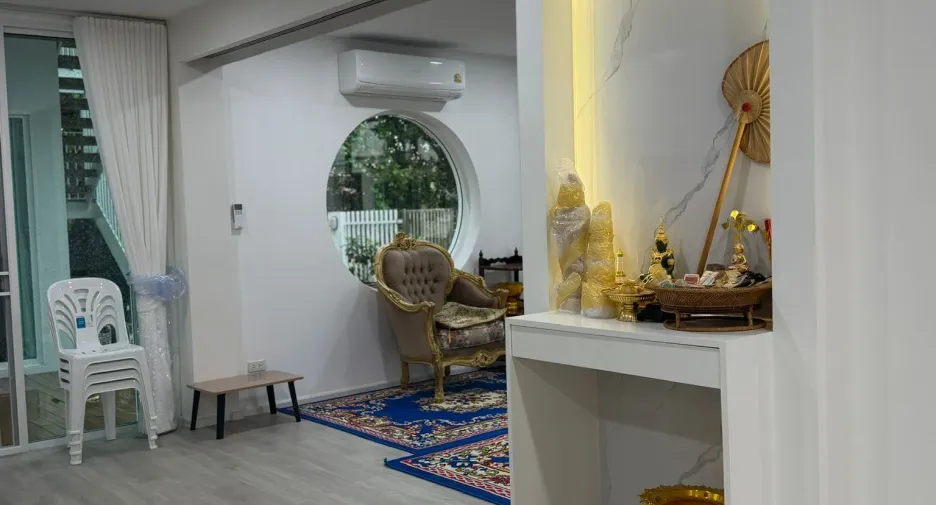 Casa en venta de 5 habitaciones en Thawi Watthana, Bangkok