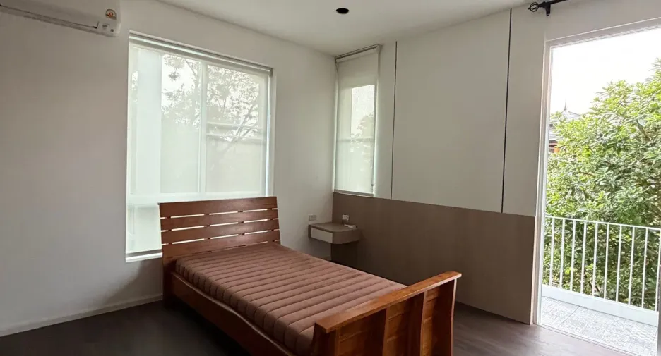 Casa en venta de 5 habitaciones en Thawi Watthana, Bangkok