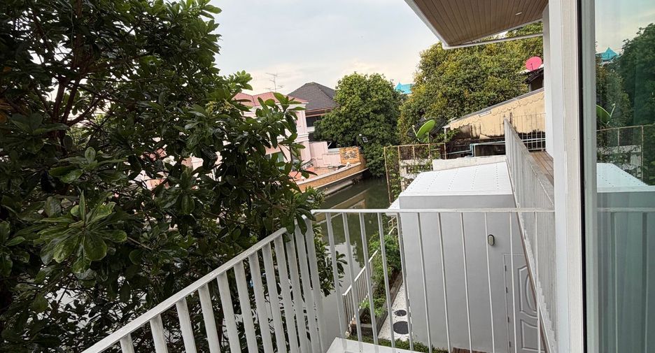Haus zum Kauf mit 5 Zimmer in Thawi Watthana, Bangkok