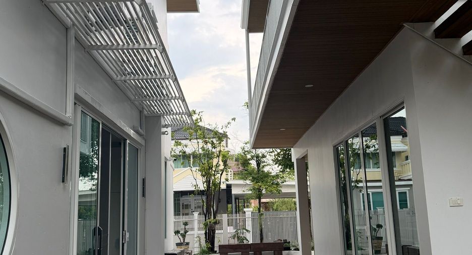 Haus zum Kauf mit 5 Zimmer in Thawi Watthana, Bangkok